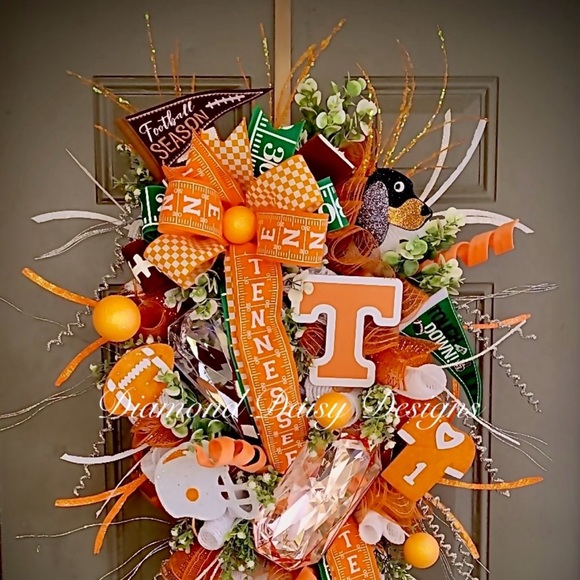 Go Big Orange UT Vols Sports Wreath 🧡 - Picture 2 of 4